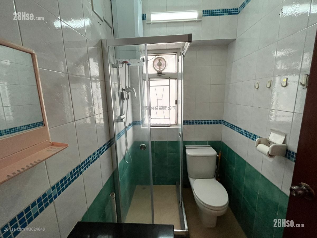 Golden Coronation Building Sell 2 Bedrooms , 1 Bathroom 378 ft²