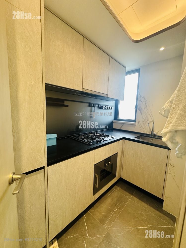 One Victoria Sell 3 Bedrooms , 1 Bathroom 598 ft²