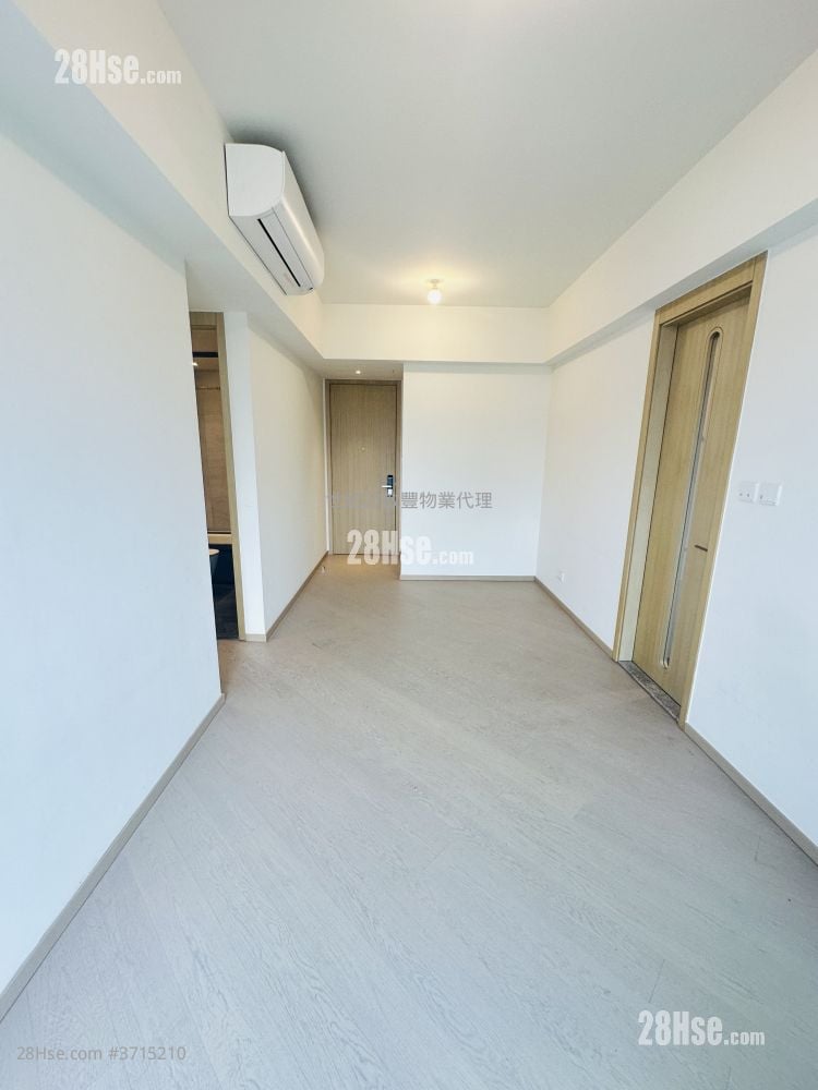 One Victoria Sell 3 Bedrooms , 1 Bathroom 598 ft²