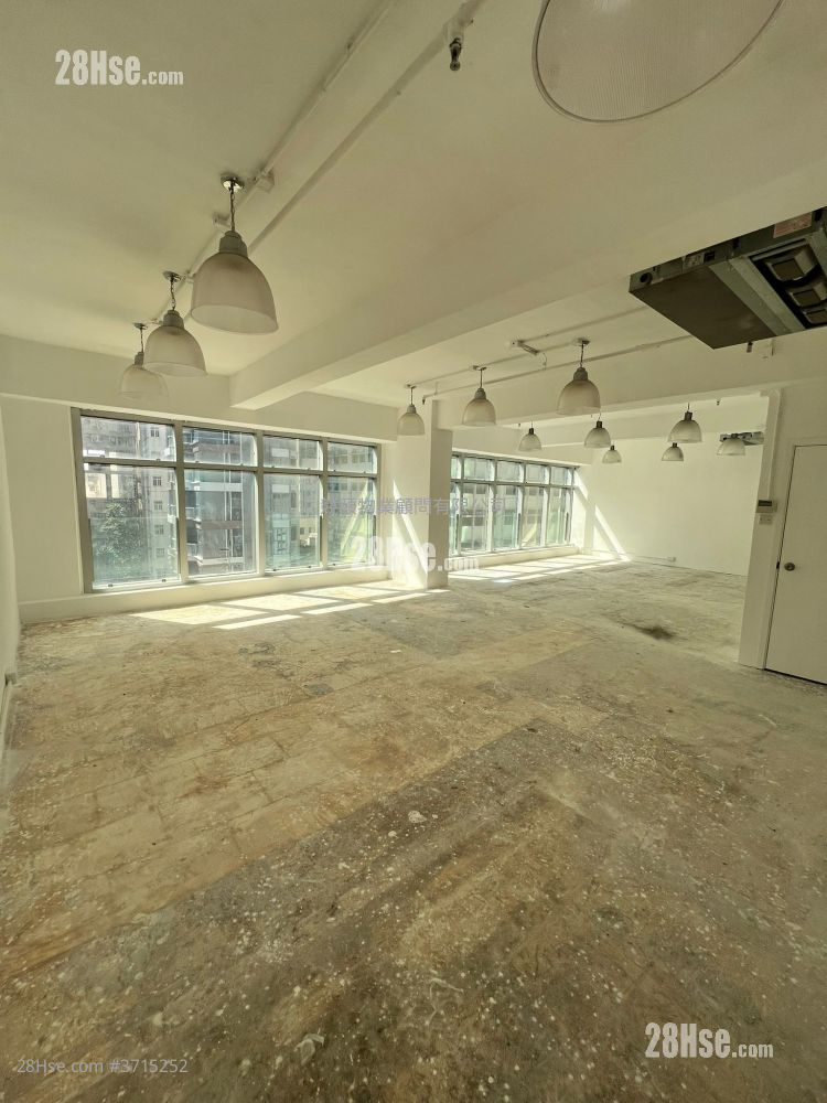 坚雄商业大厦 租盘