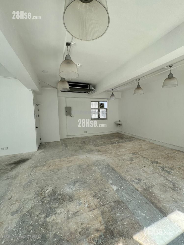 坚雄商业大厦 租盘