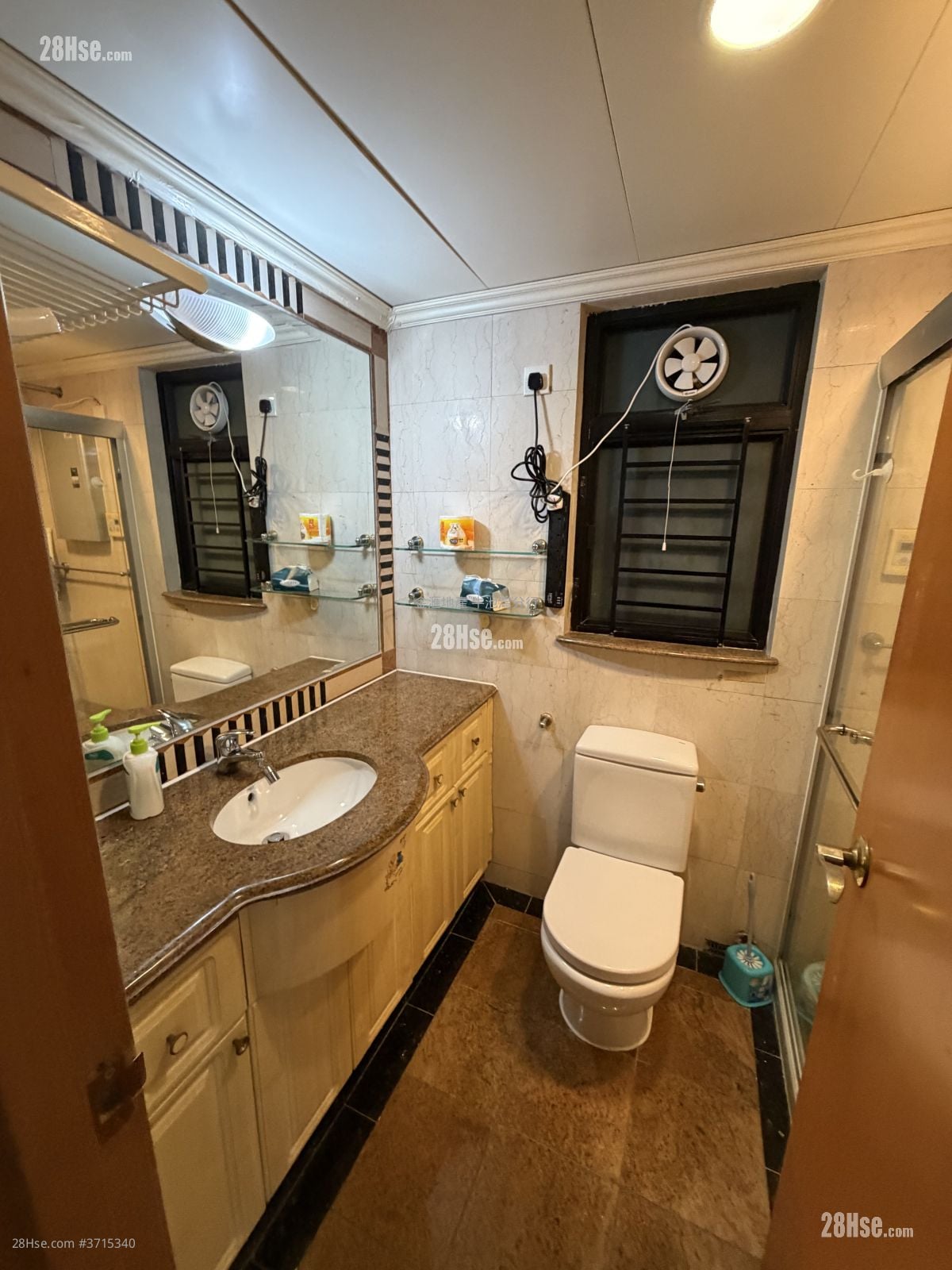 晓晖花园 租盘 2 房 , 1 浴室 464 平方尺