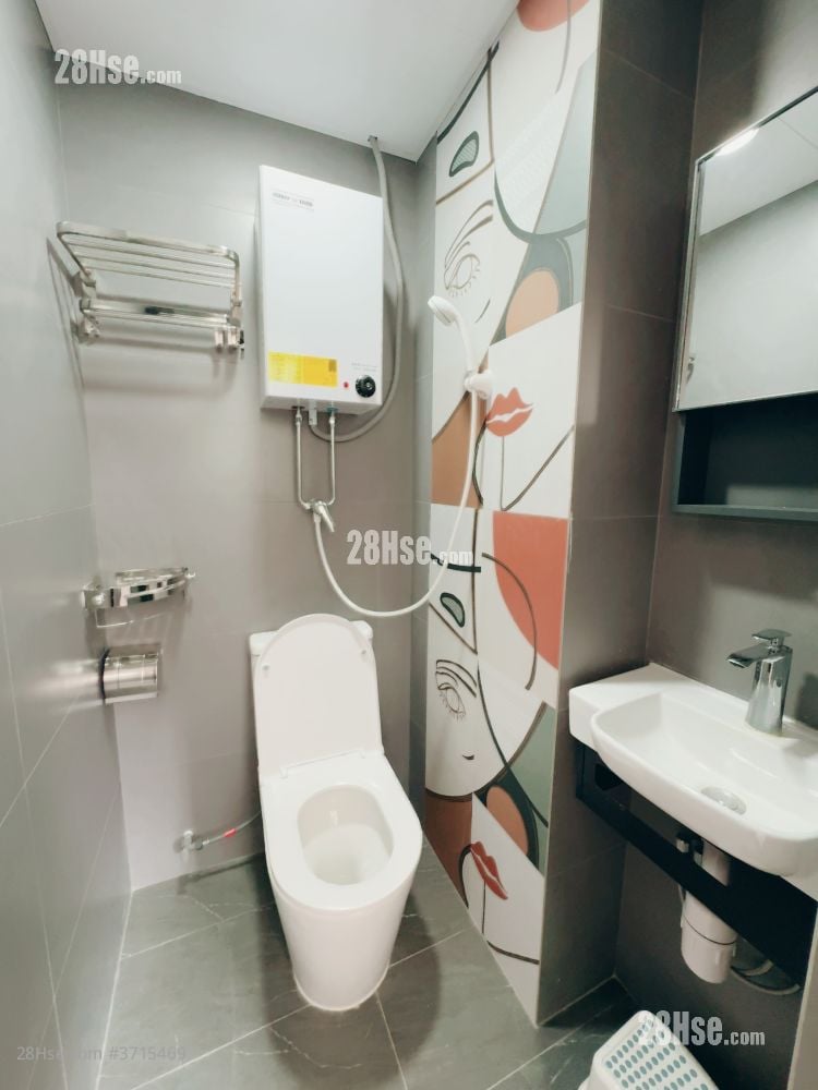 New Lucky House Rental Studio , 1 Bathroom 120 ft²