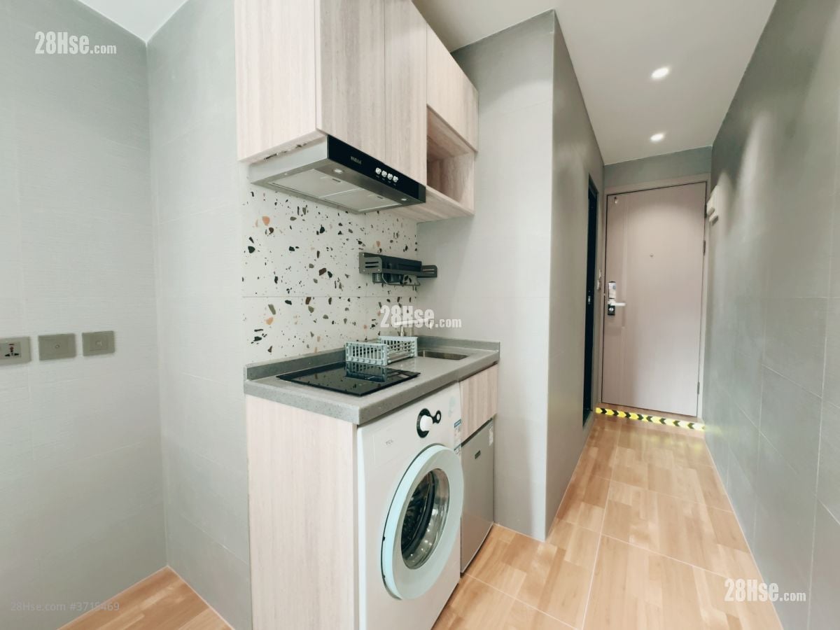 New Lucky House Rental Studio , 1 Bathroom 120 ft²