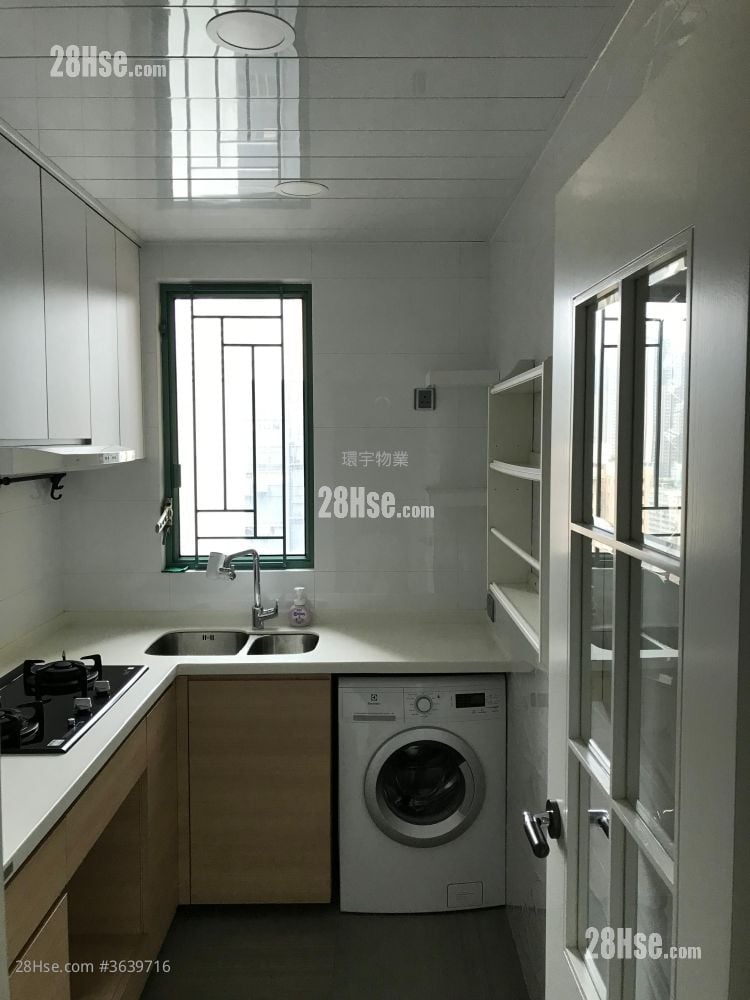 名逸居 售盘 2 房 , 1 浴室 551 平方尺