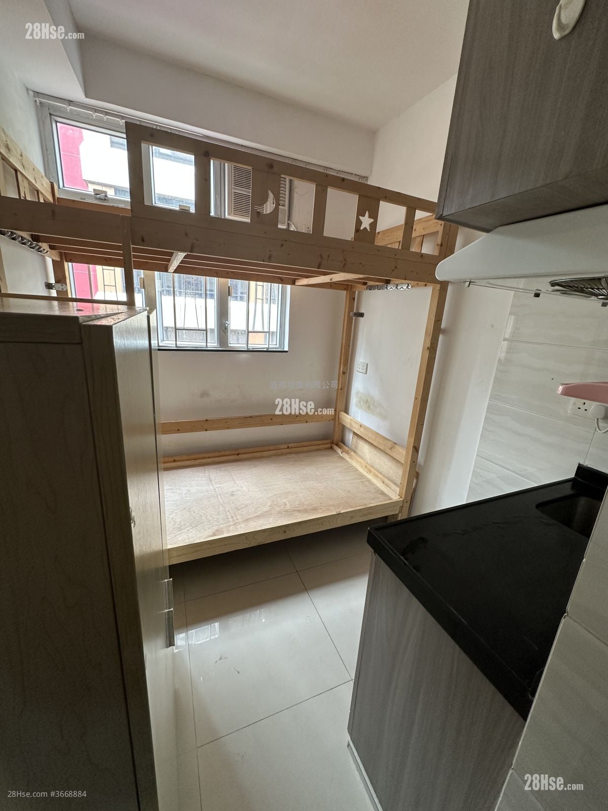 仁安大廈 租盤 開放式間隔 , 1 浴室 90 平方呎