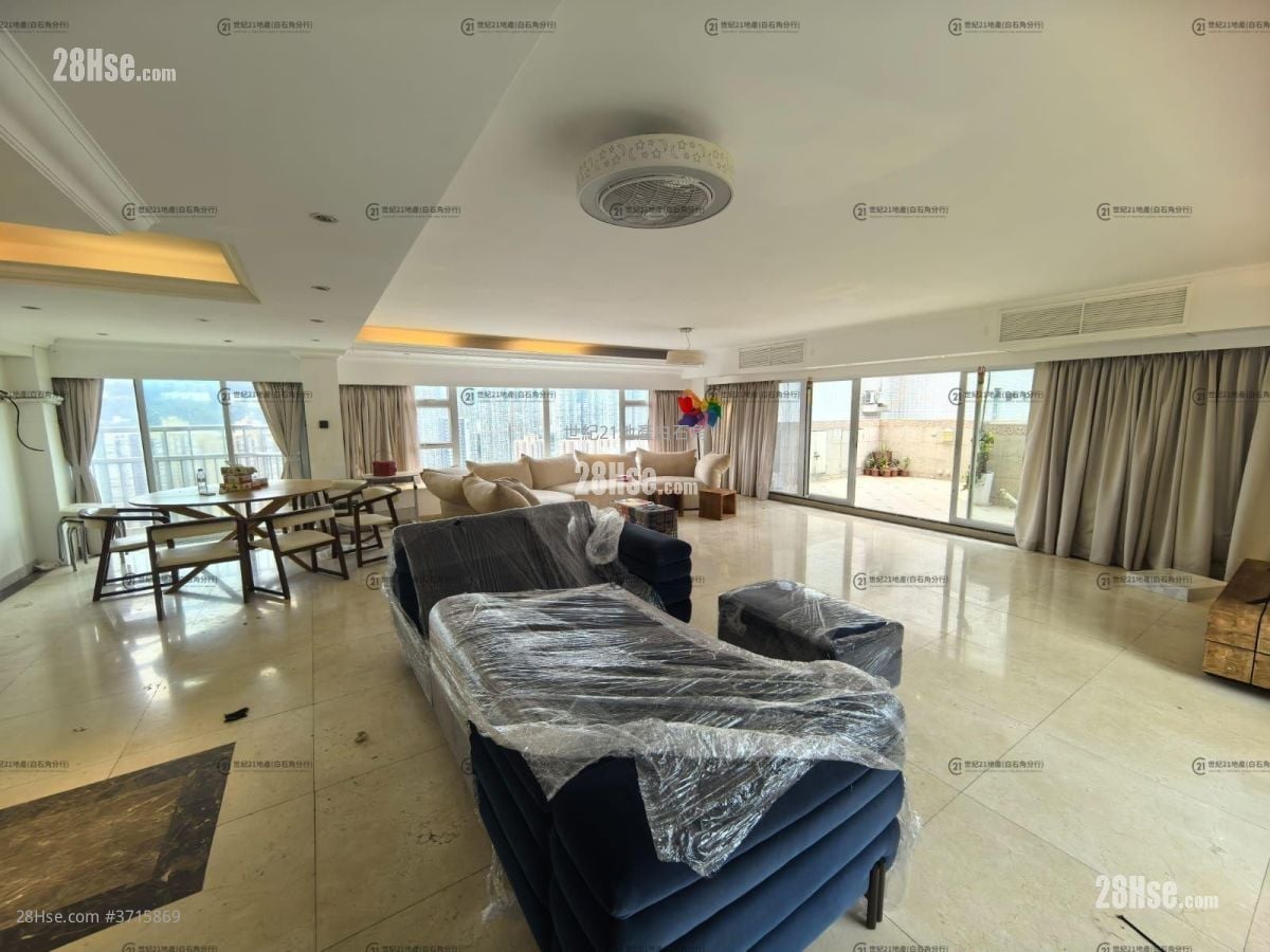 Julimount Garden Sell 2,279 ft²