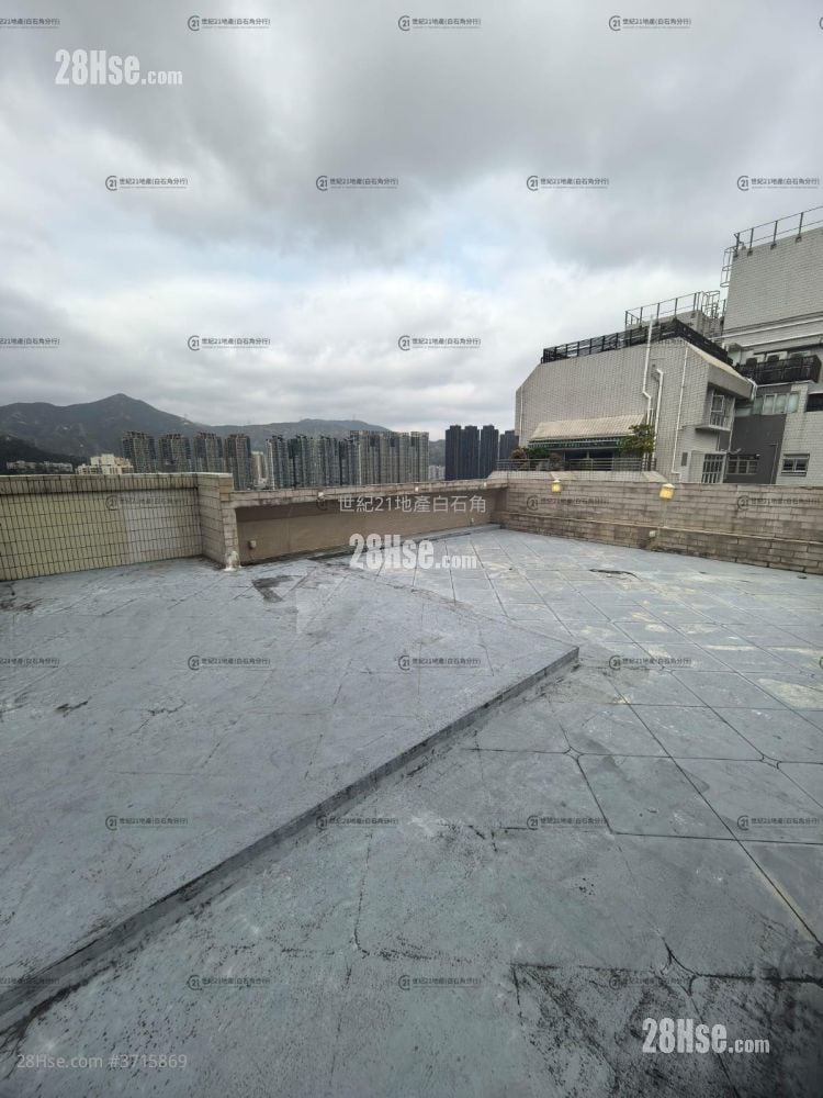 Julimount Garden Sell 2,279 ft²