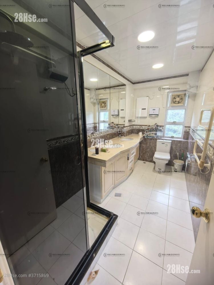 Julimount Garden Sell 2,279 ft²