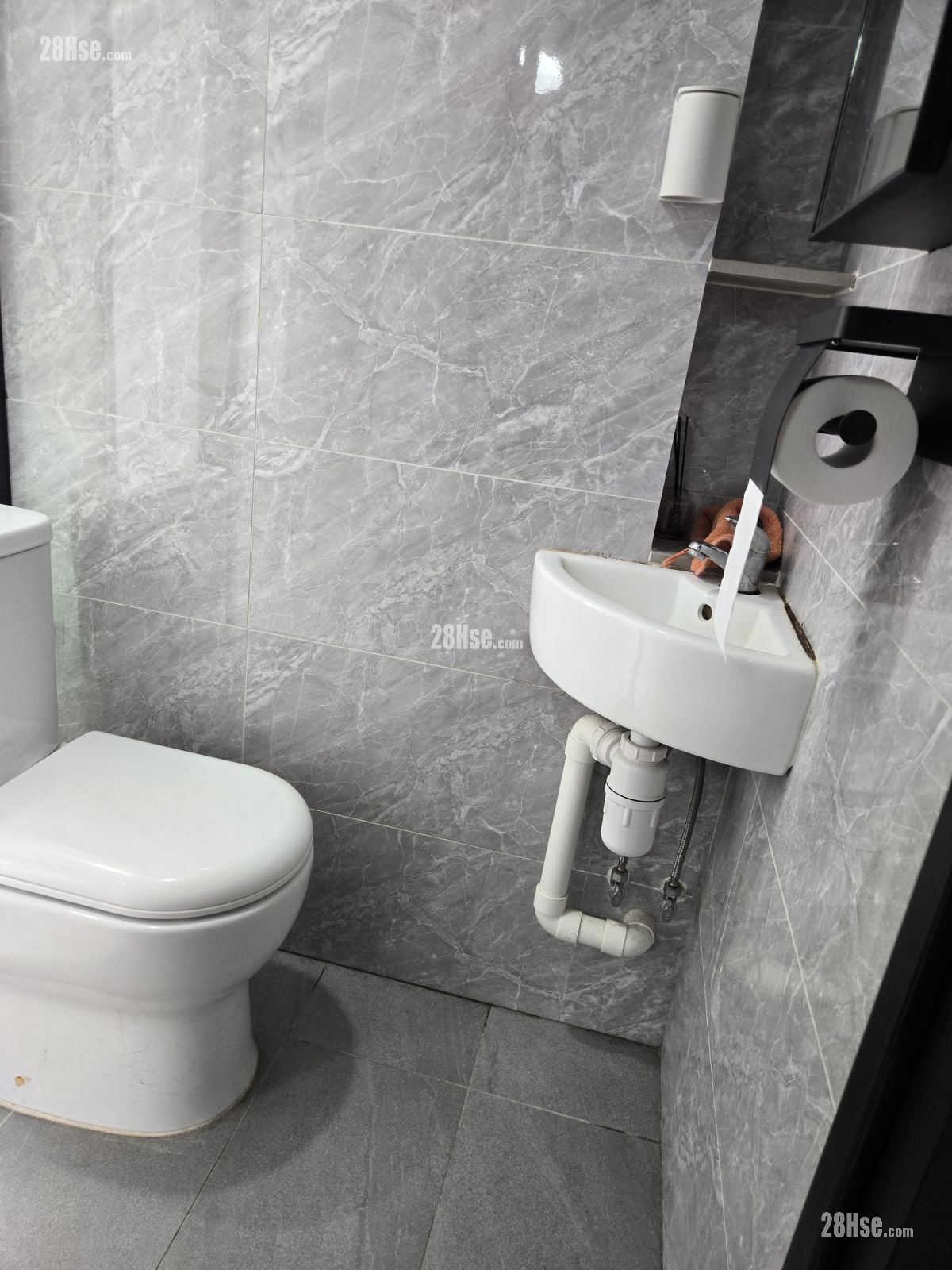 深水埗黄竹街二号 租盘 2 房 , 1 浴室 200 平方尺