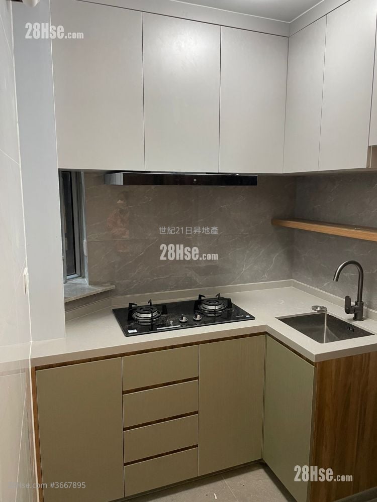 Full Wealth Gardens Sell 2 Bedrooms , 1 Bathroom 447 ft²