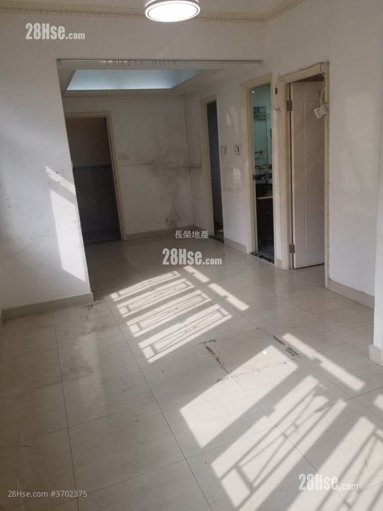 永发大楼 售盘 443 平方尺