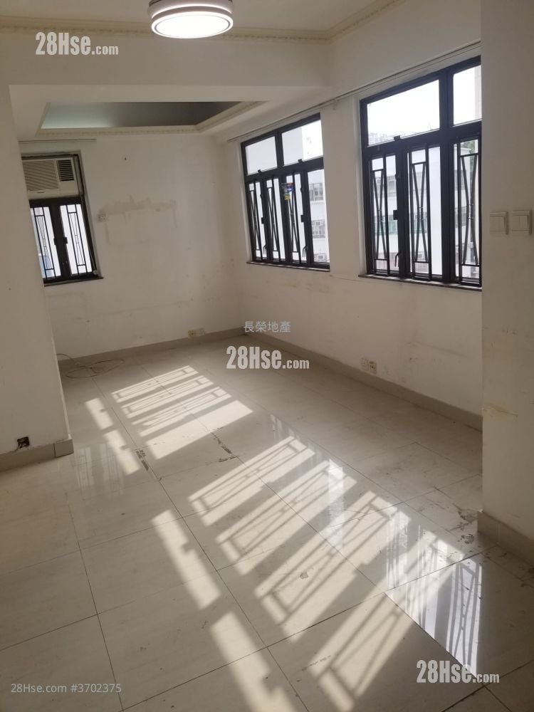 永发大楼 售盘 443 平方尺