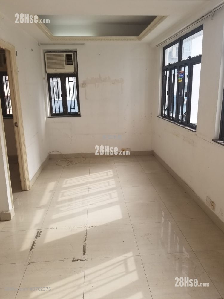 永发大楼 售盘 443 平方尺