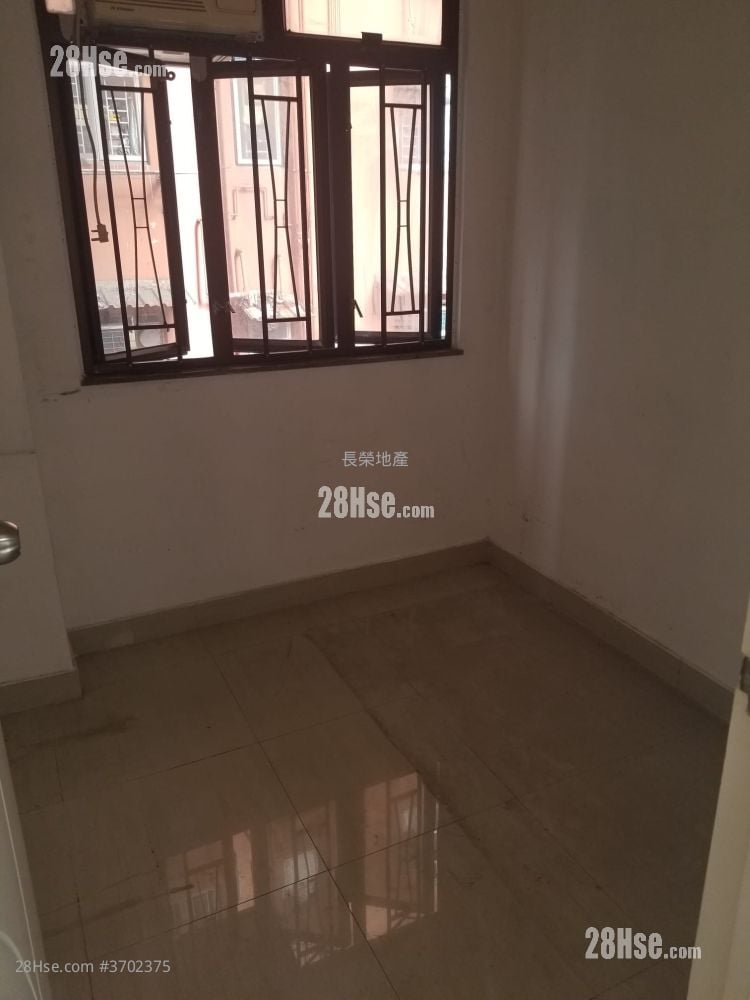 永发大楼 售盘 443 平方尺