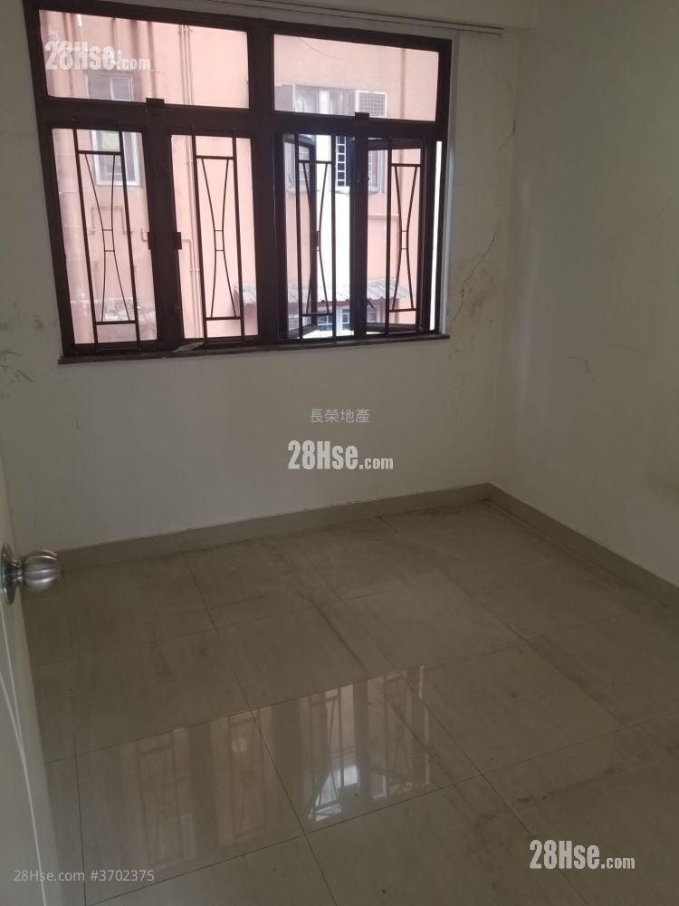 永发大楼 售盘 443 平方尺