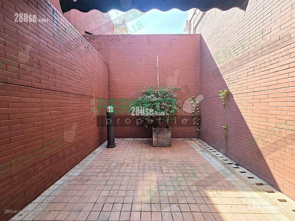 龙岭 租盘 3 房 1,885 平方尺