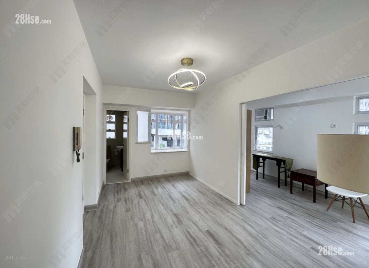 万城阁 售盘 374 平方尺