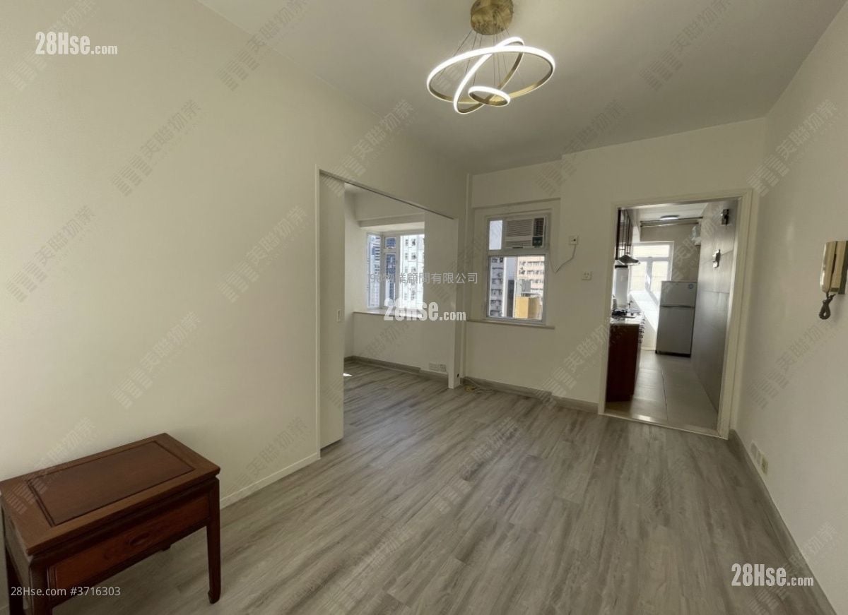 万城阁 售盘 374 平方尺