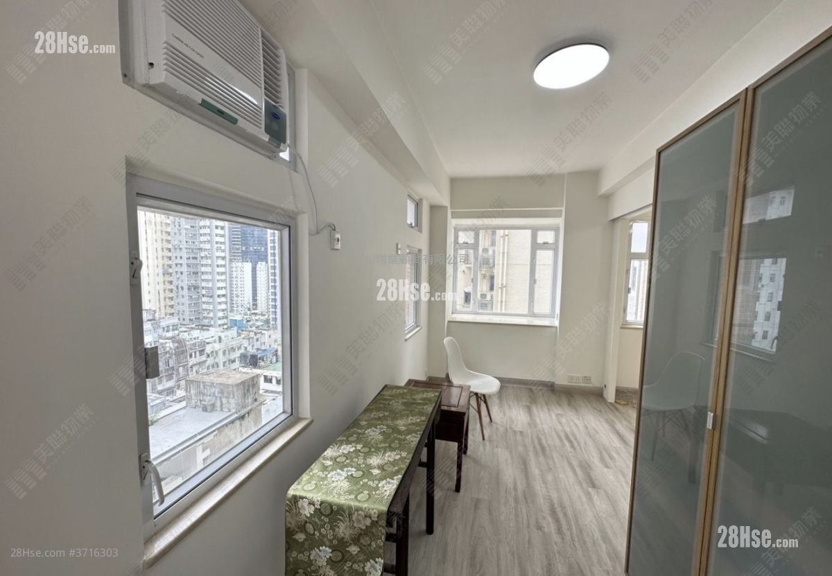 万城阁 售盘 374 平方尺