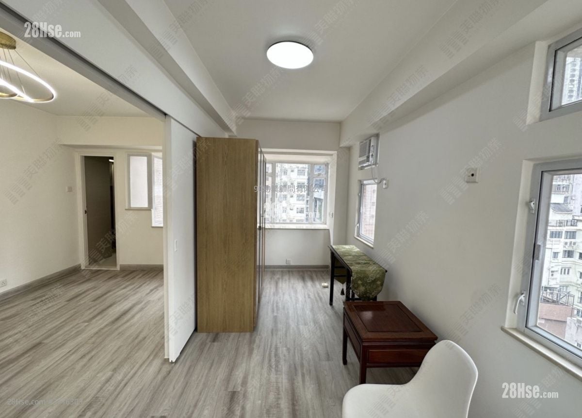 万城阁 售盘 374 平方尺