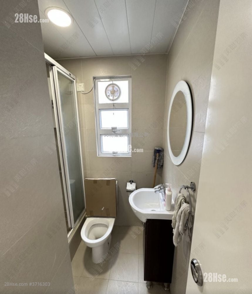 万城阁 售盘 374 平方尺