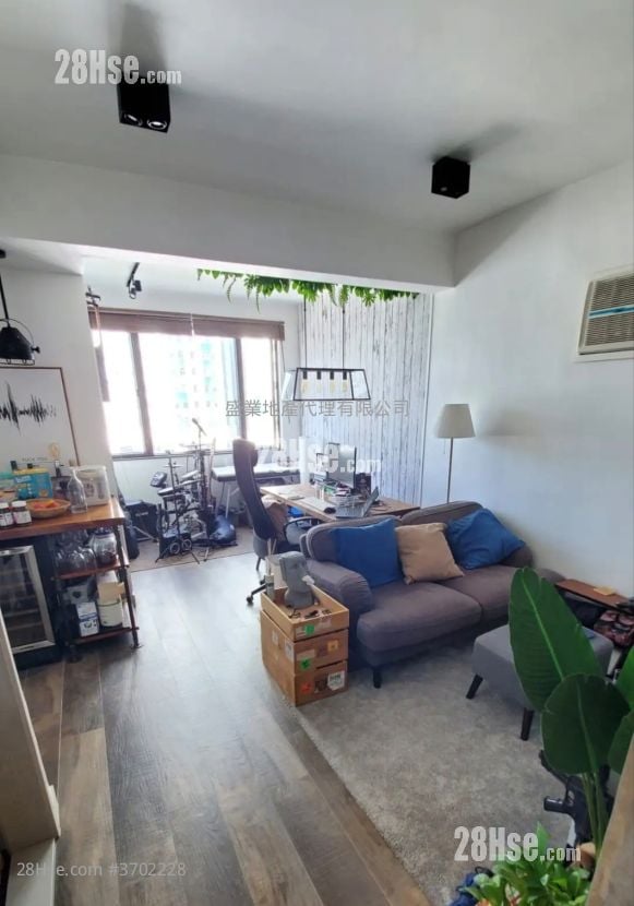 Allway Garden Sell 1 Bedroom , 1 Bathroom 434 ft²