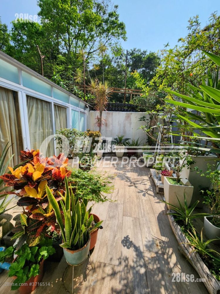 华富花园 售盘 2 房 1,449 平方尺