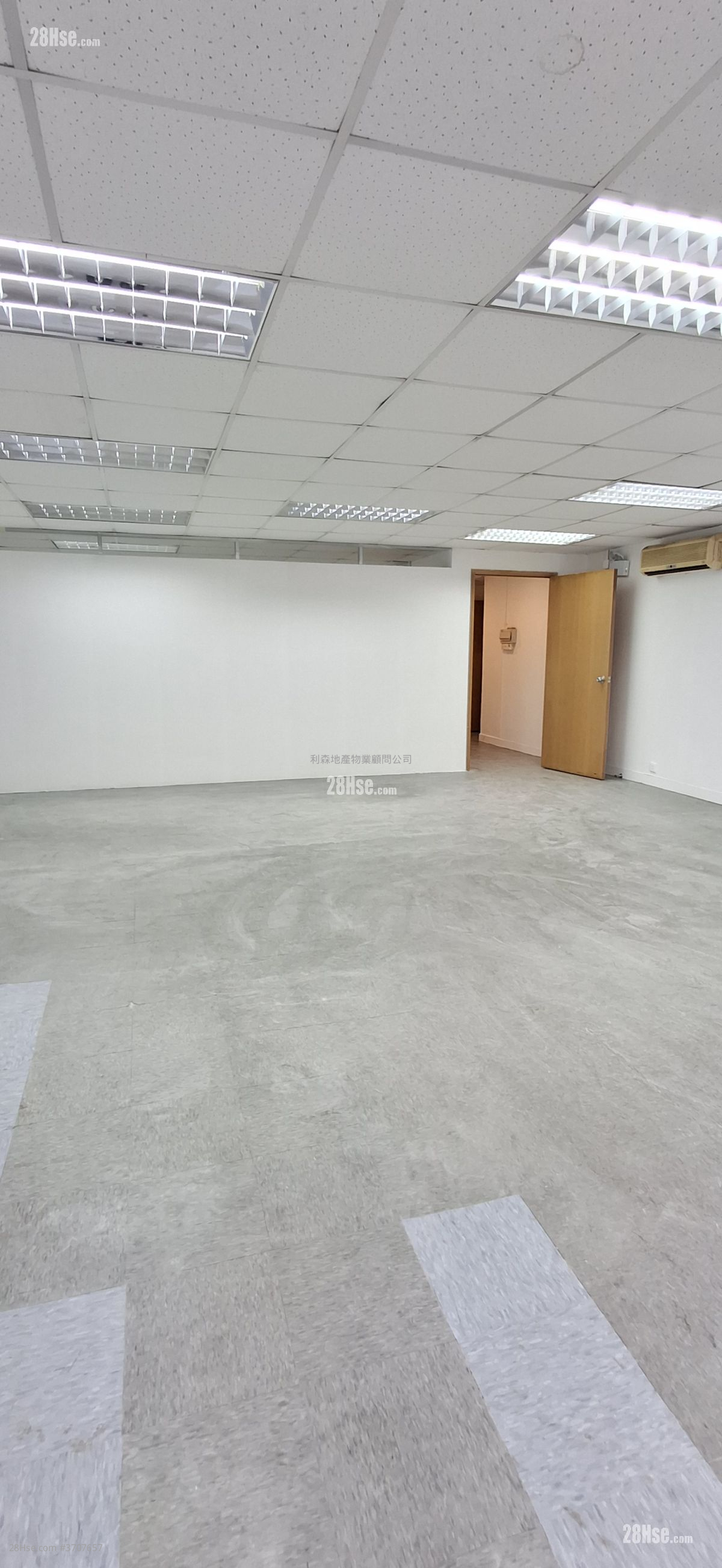 新蒲崗中興工業大廈 租盤 580 平方呎