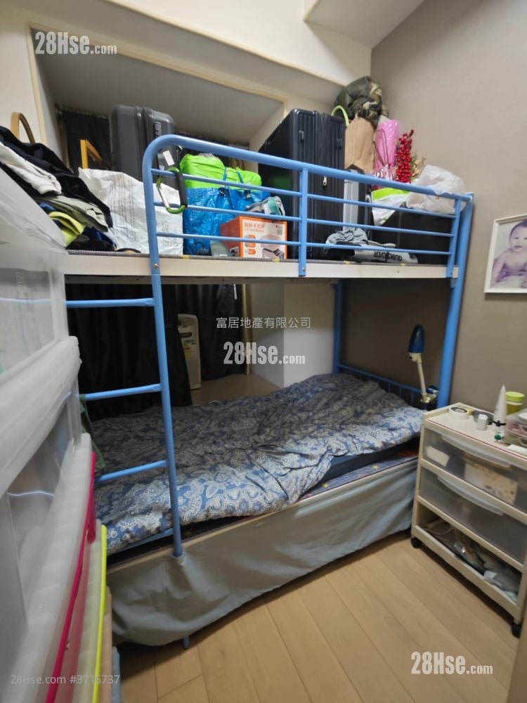 Gardenia Sell 2 Bedrooms , 1 Bathroom 484 ft²