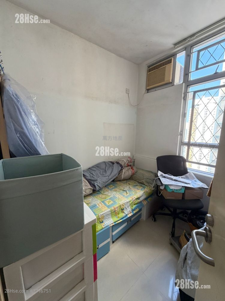 愉翠苑 售盤 3 房 , 2 浴室 663 平方呎