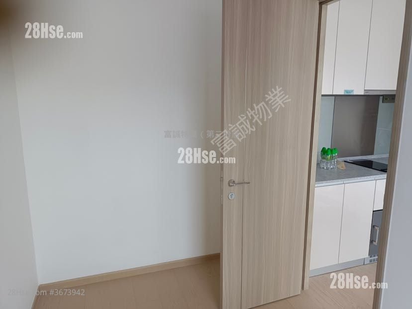 The Coast Line Rental 1 Bedroom 263 ft²