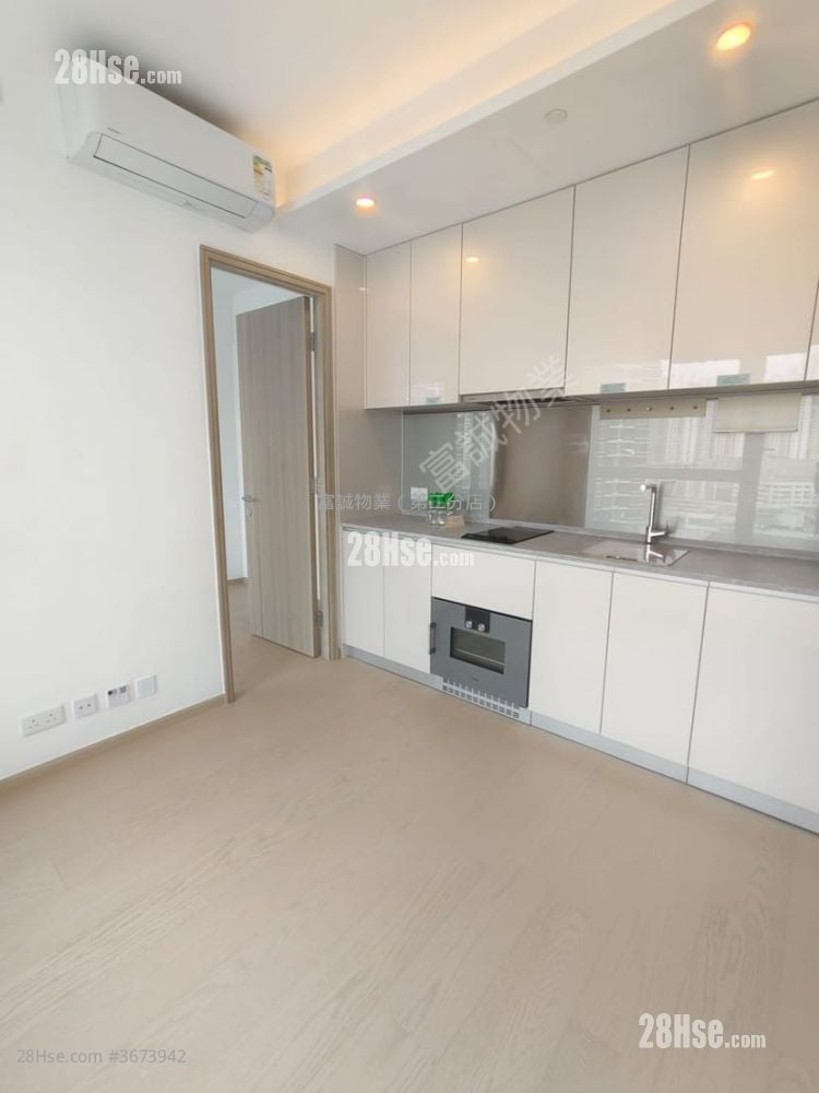 The Coast Line Rental 1 Bedroom 263 ft²