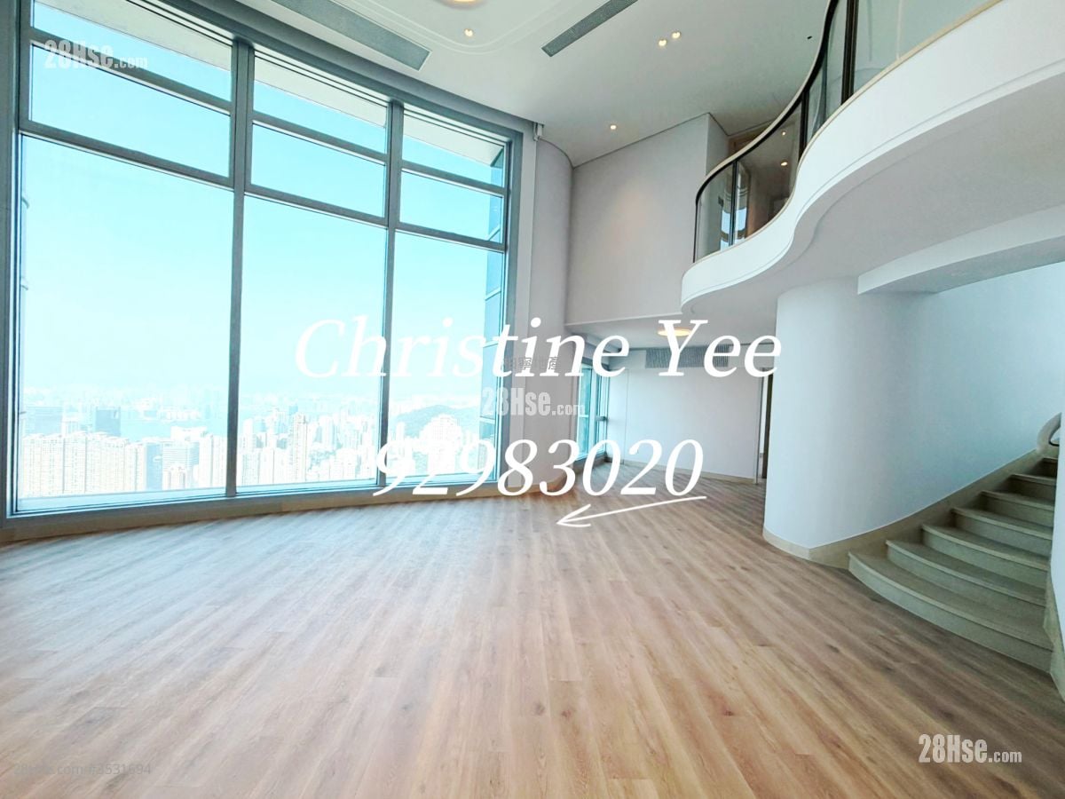 Summit Rental 4 Bedrooms , 3 Bathrooms 2,375 ft²