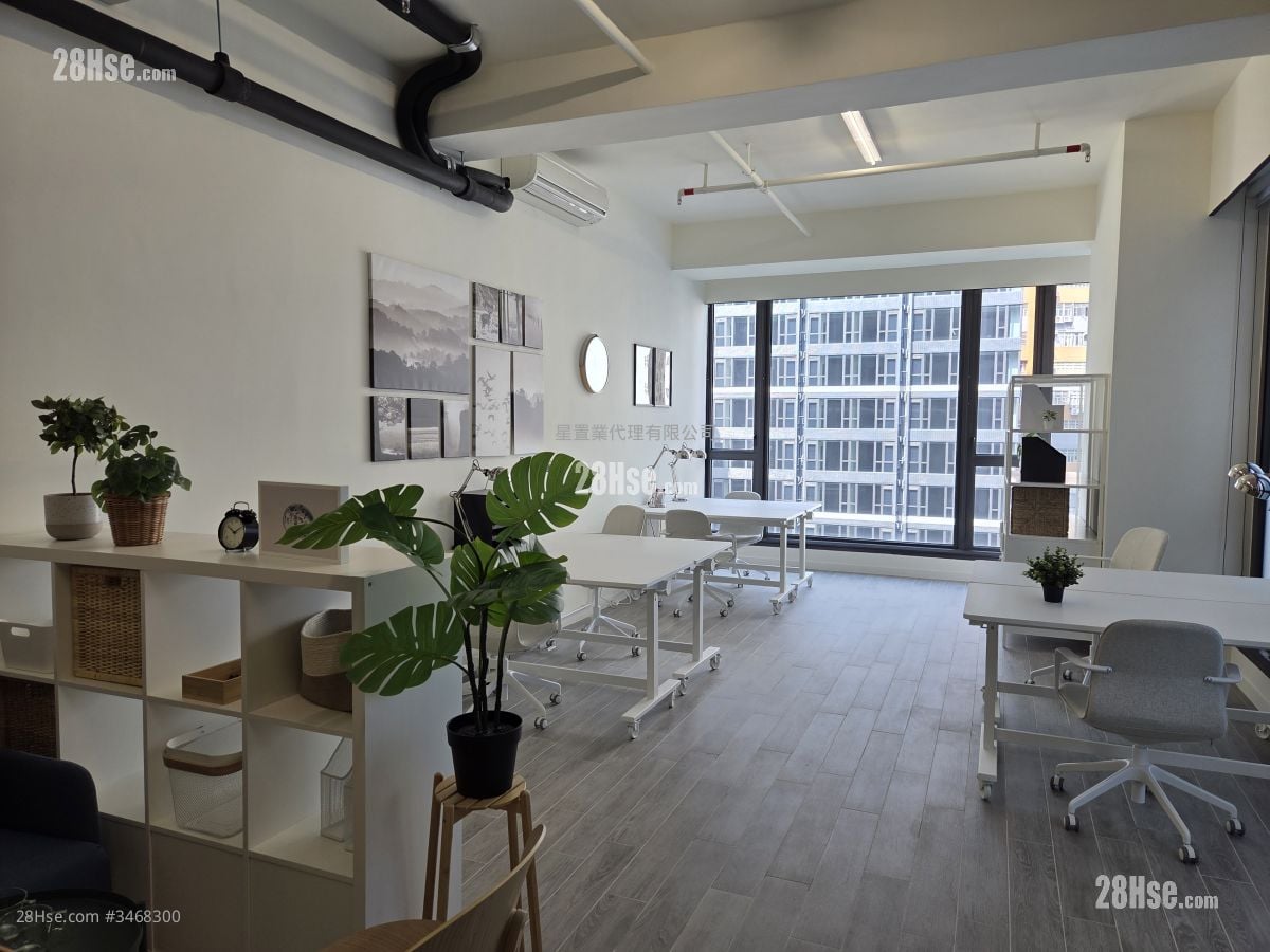 W Mega Rental Studio , 1 Toilet