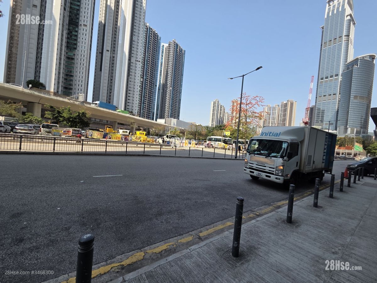 W Mega Rental Studio , 1 Toilet