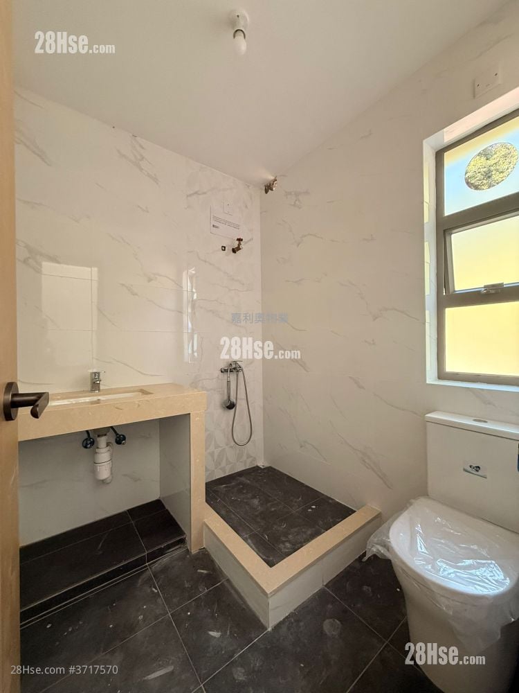 San Wai Tsai Sell 2 Bedrooms , 1 Bathroom 567 ft²