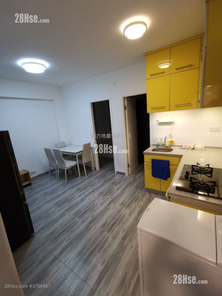 Luen Wai Apartment Sell 2 Bedrooms , 1 Bathroom 328 ft²