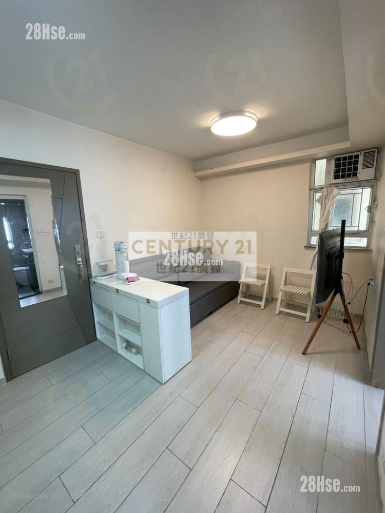 Apartment Sell 1 Bedroom , 1 Bathroom 268 ft²
