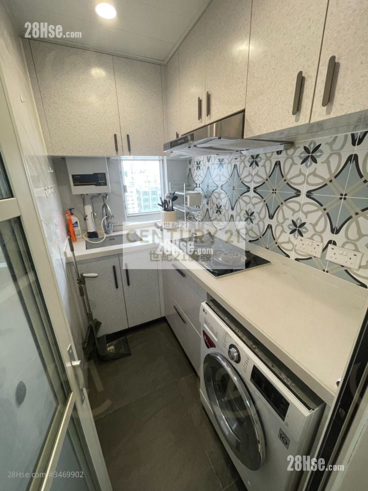 Apartment Sell 1 Bedroom , 1 Bathroom 268 ft²