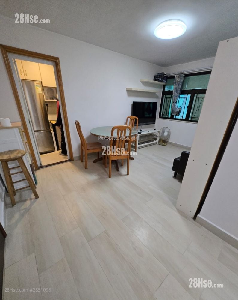 Sui Wo Court Rental 2 Bedrooms , 1 Bathroom 471 ft²