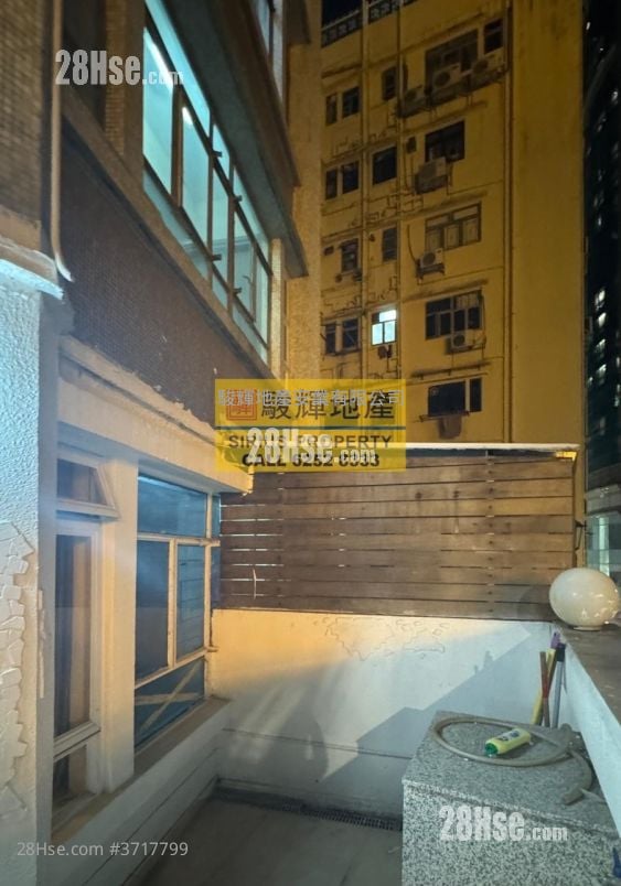 Green View Court Rental 326 ft²