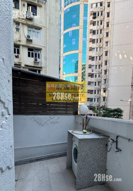 Green View Court Rental 326 ft²