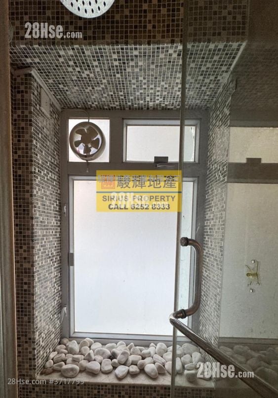 Green View Court Rental 326 ft²