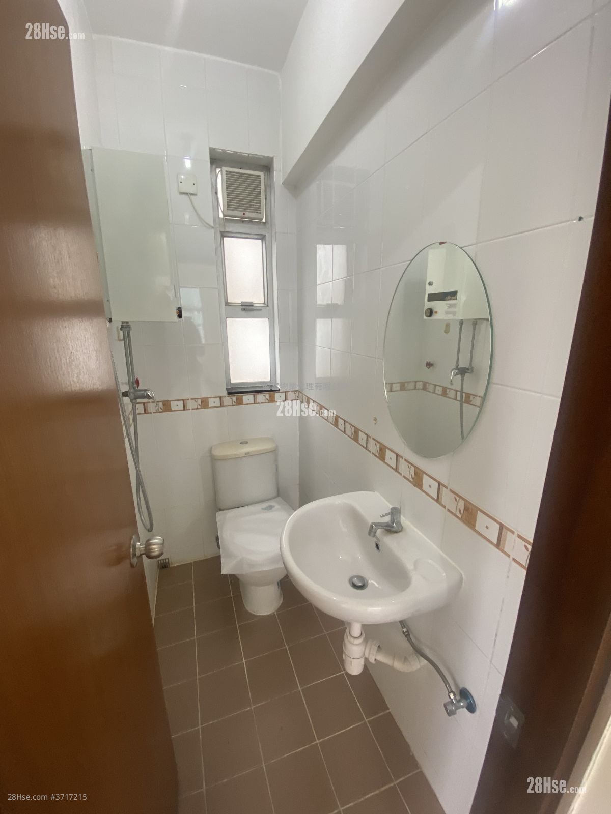 八珍楼 租盘 开放式间隔 , 1 浴室 273 平方尺