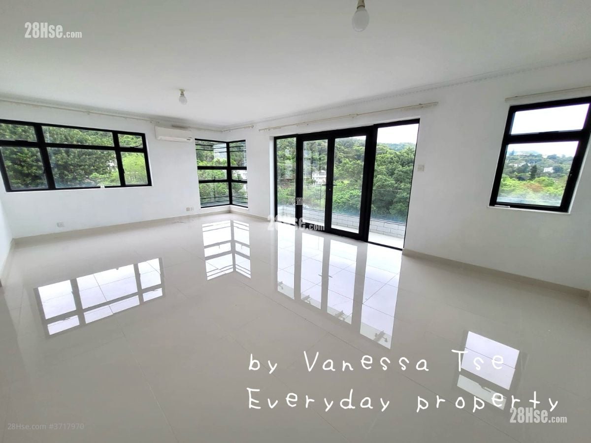 村屋 租盘 4 房 , 4 浴室 2,100 平方尺