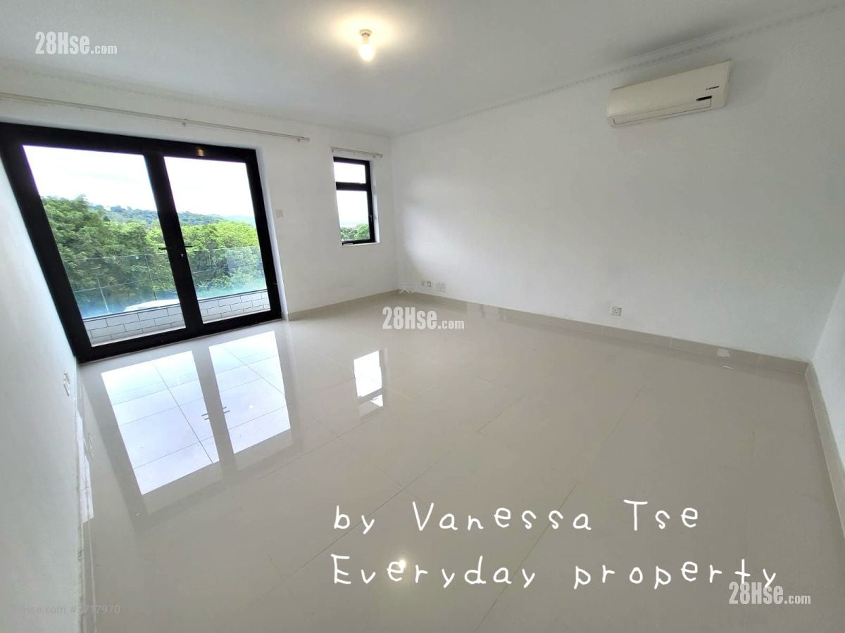 村屋 租盘 4 房 , 4 浴室 2,100 平方尺