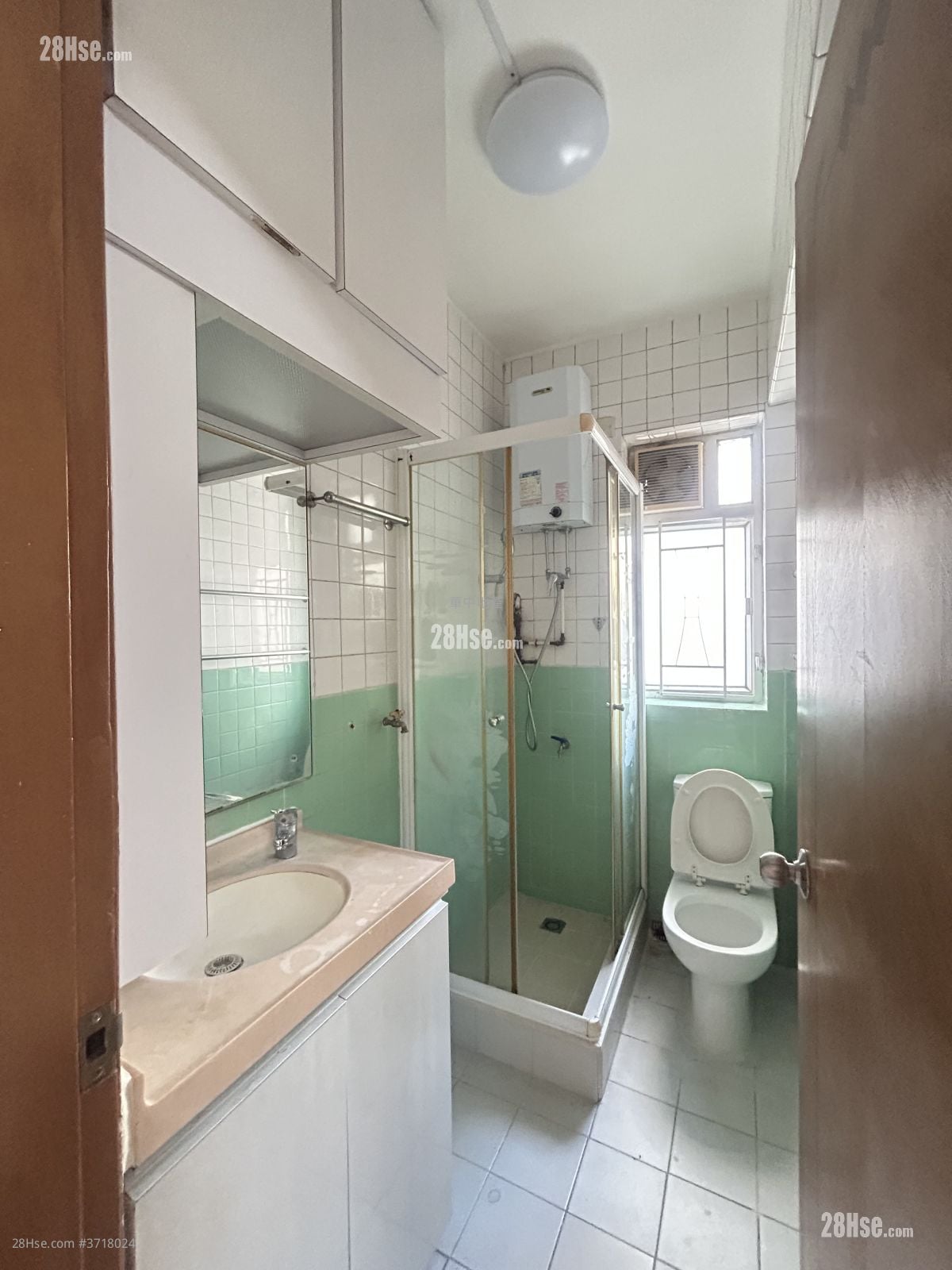 Sun Fung Mansion Sell 462 ft²