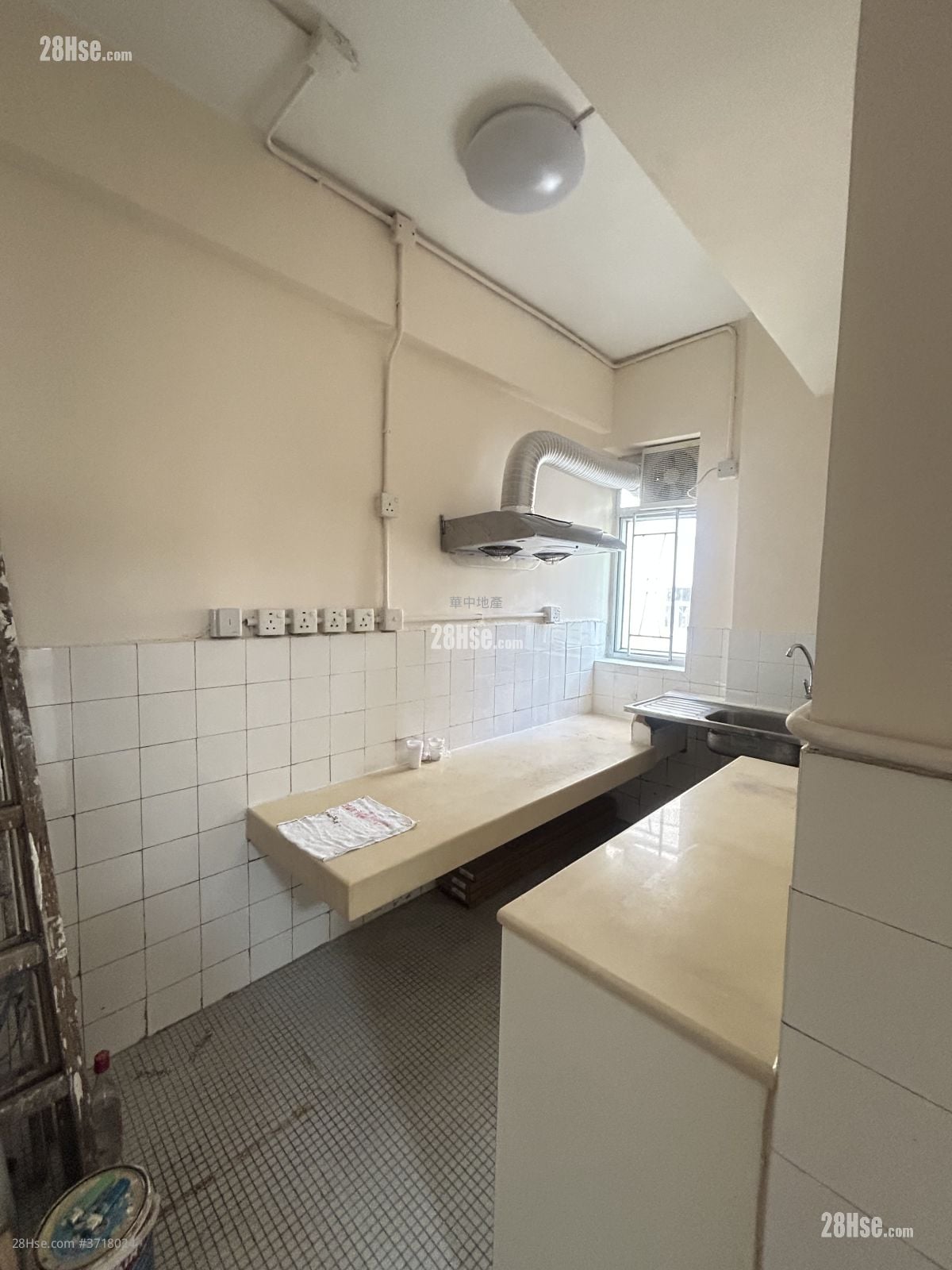 Sun Fung Mansion Sell 462 ft²