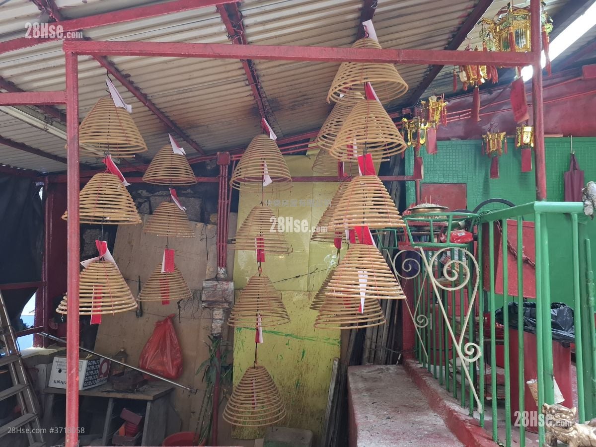 Ying Pont Building Rental 1 Bedroom , 1 Bathroom 321 ft²